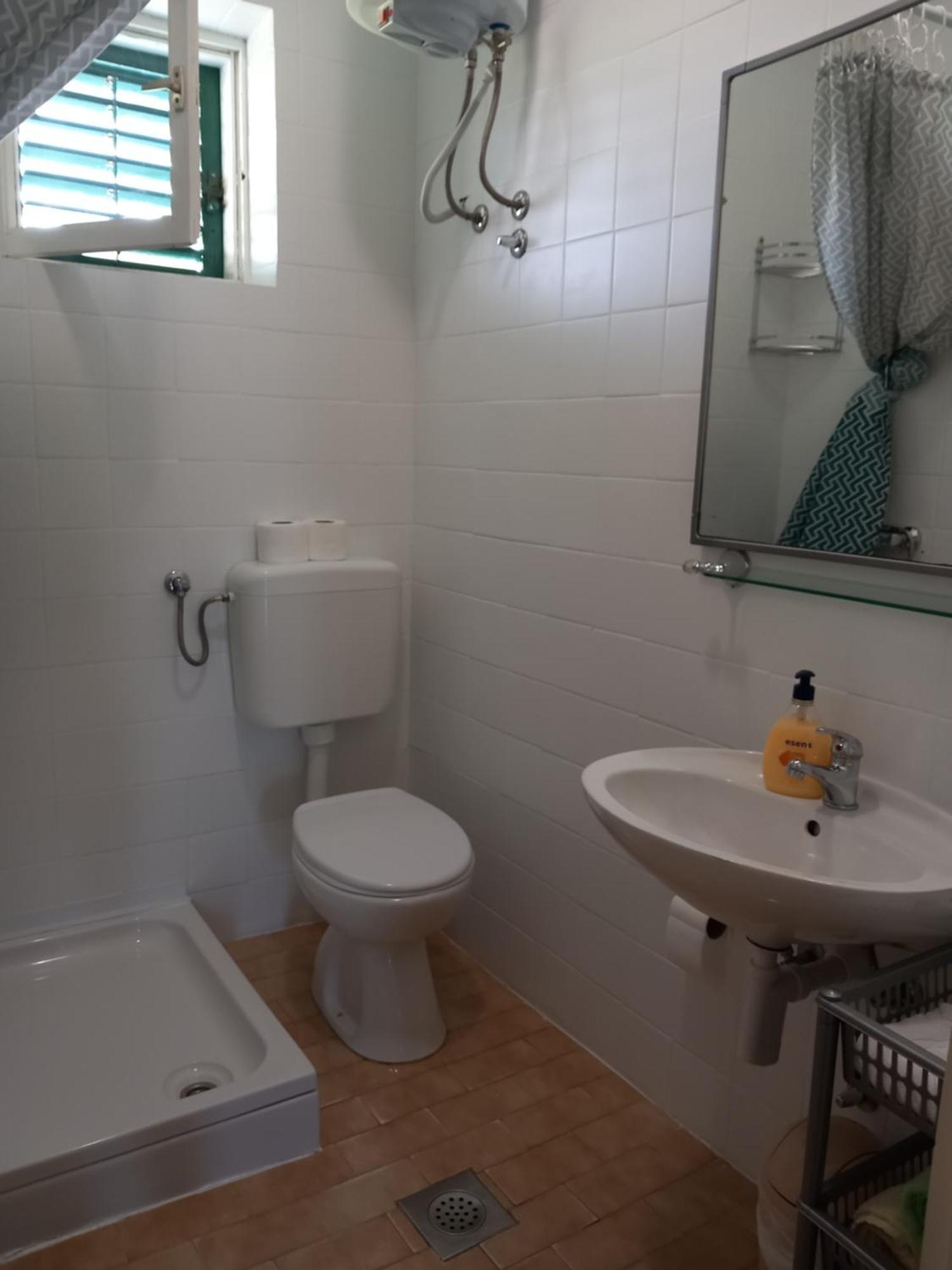 לופאר Apartments Mira מראה חיצוני תמונה